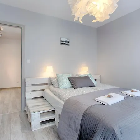 Tyzenhauz Piwna Street *