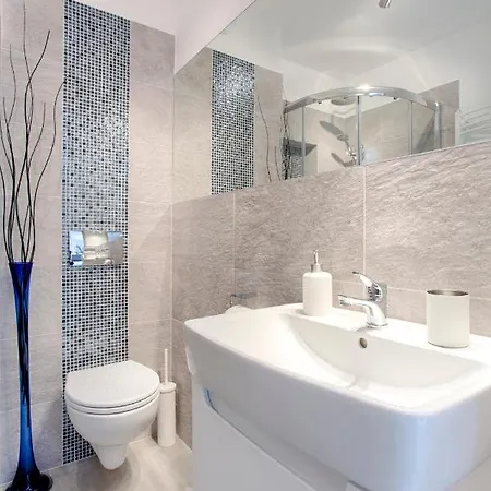 Apartament Tyzenhauz Piwna Street *